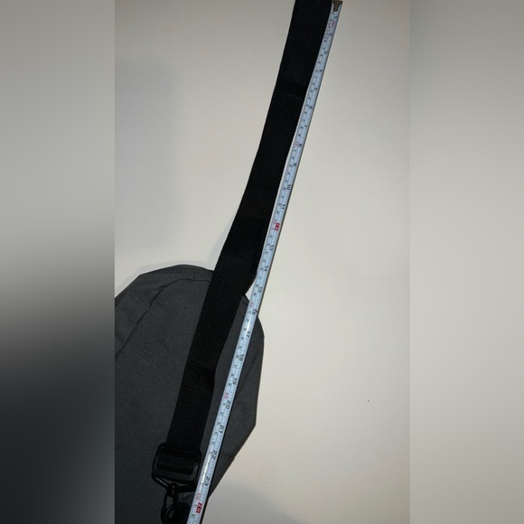 Puma‎ Grey Unisex Sling Crossbody
Backpack Bag - Picture 4 of 4